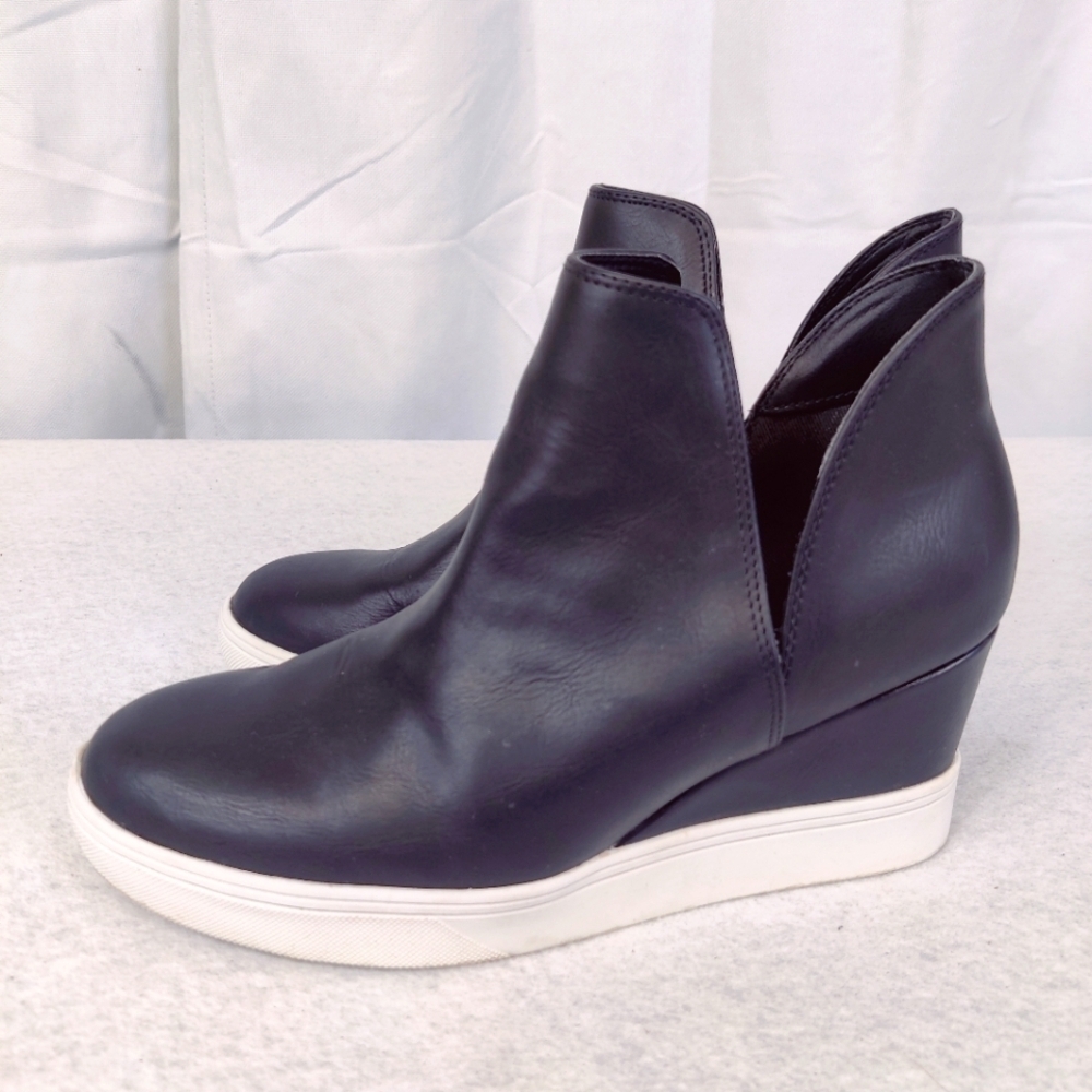 MIA Wedge Sneaker Ankle Booties Sz 8.5 Black Faux Leather Platform